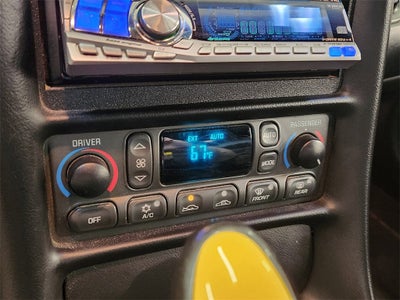 2000 Chevrolet Corvette Base