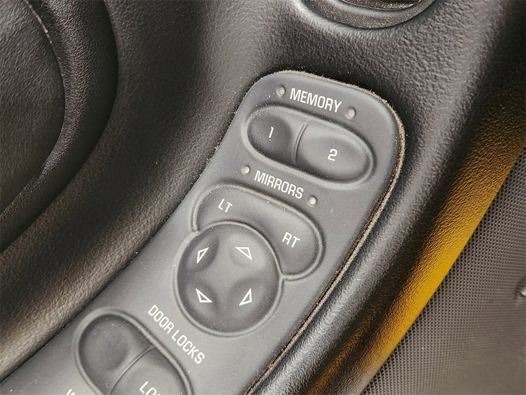 2000 Chevrolet Corvette Base