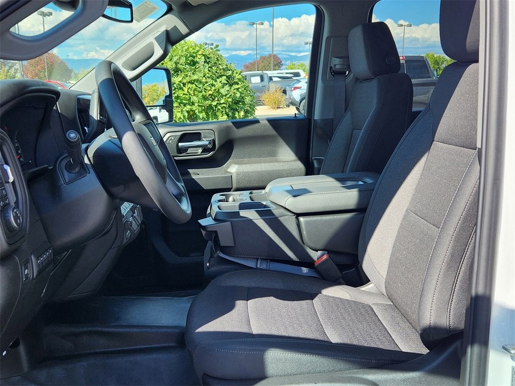 2025 Chevrolet Silverado 3500 HD WT