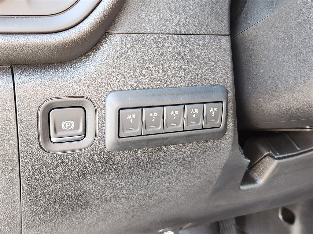 2025 Chevrolet Silverado 3500 HD WT