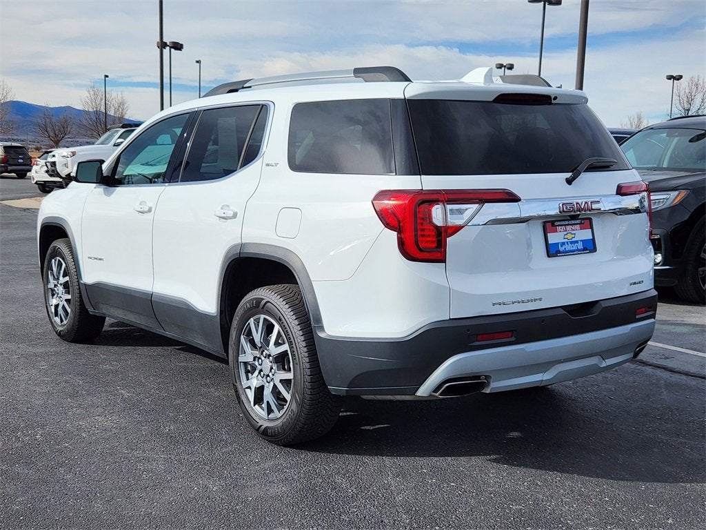 2023 GMC Acadia SLT