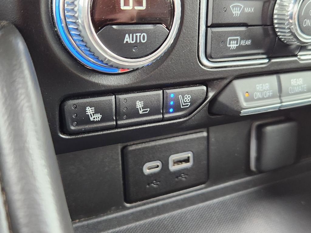 2024 GMC Yukon SLT