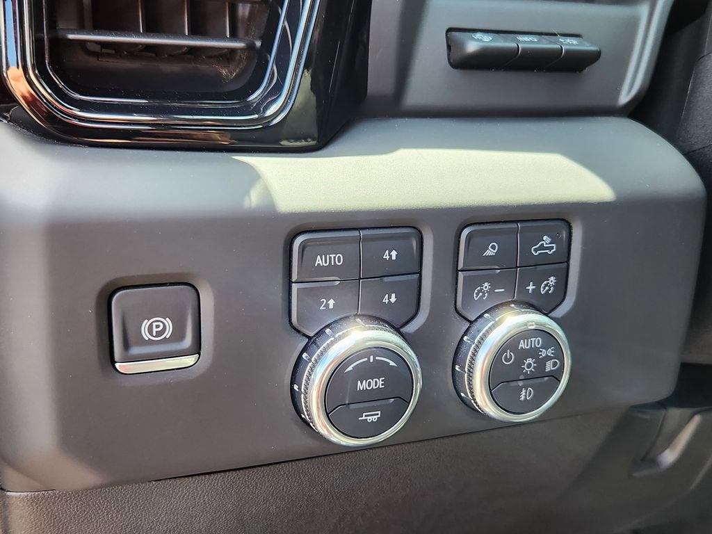 2025 GMC Sierra 2500 HD AT4X