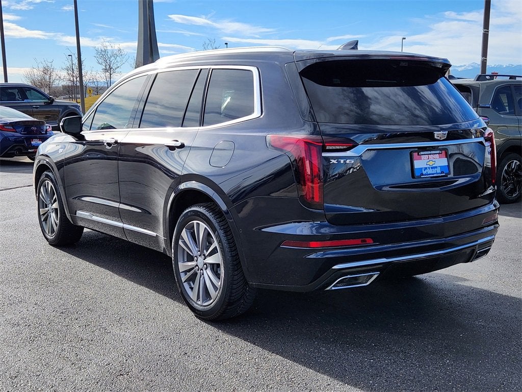 2022 Cadillac XT6 Premium Luxury