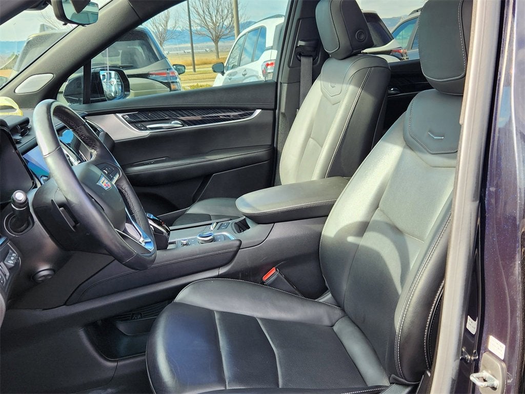 2022 Cadillac XT6 Premium Luxury