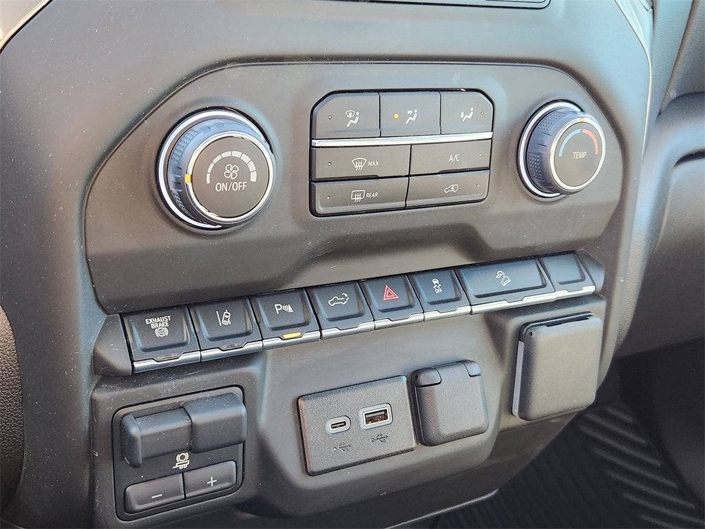 2025 Chevrolet Silverado 2500 HD Custom