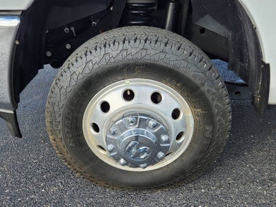 2024 RAM 3500 Laramie Crew Cab 4x4 8' Box