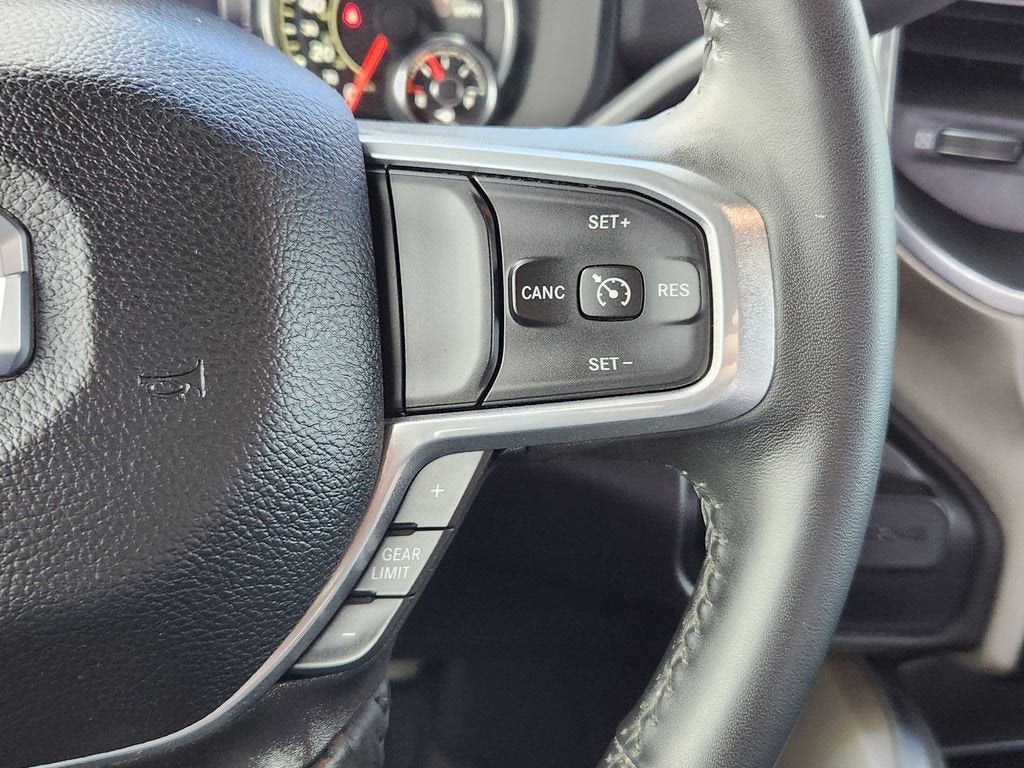 2024 RAM 3500 Laramie Crew Cab 4x4 8' Box