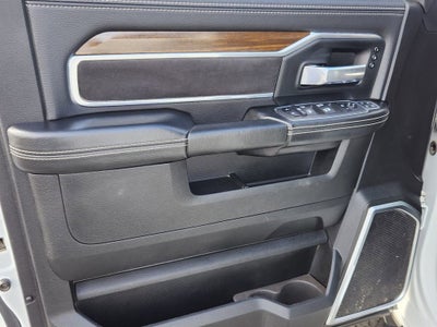 2024 RAM 3500 Laramie Crew Cab 4x4 8' Box