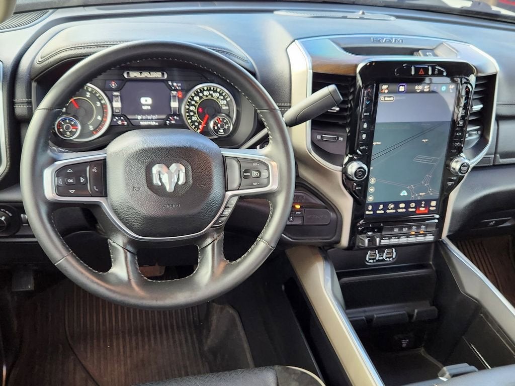 2024 RAM 3500 Laramie Crew Cab 4x4 8' Box