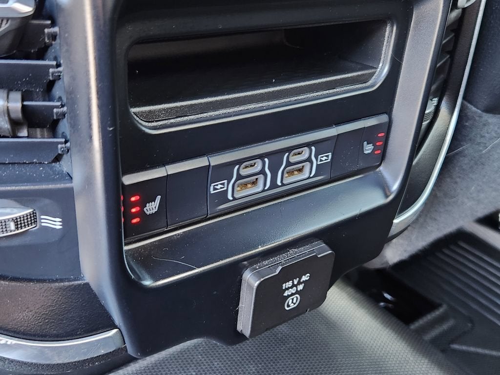 2021 RAM 3500 Laramie Crew Cab 4x4 8' Box