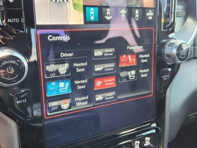 2021 RAM 3500 Laramie Crew Cab 4x4 8' Box