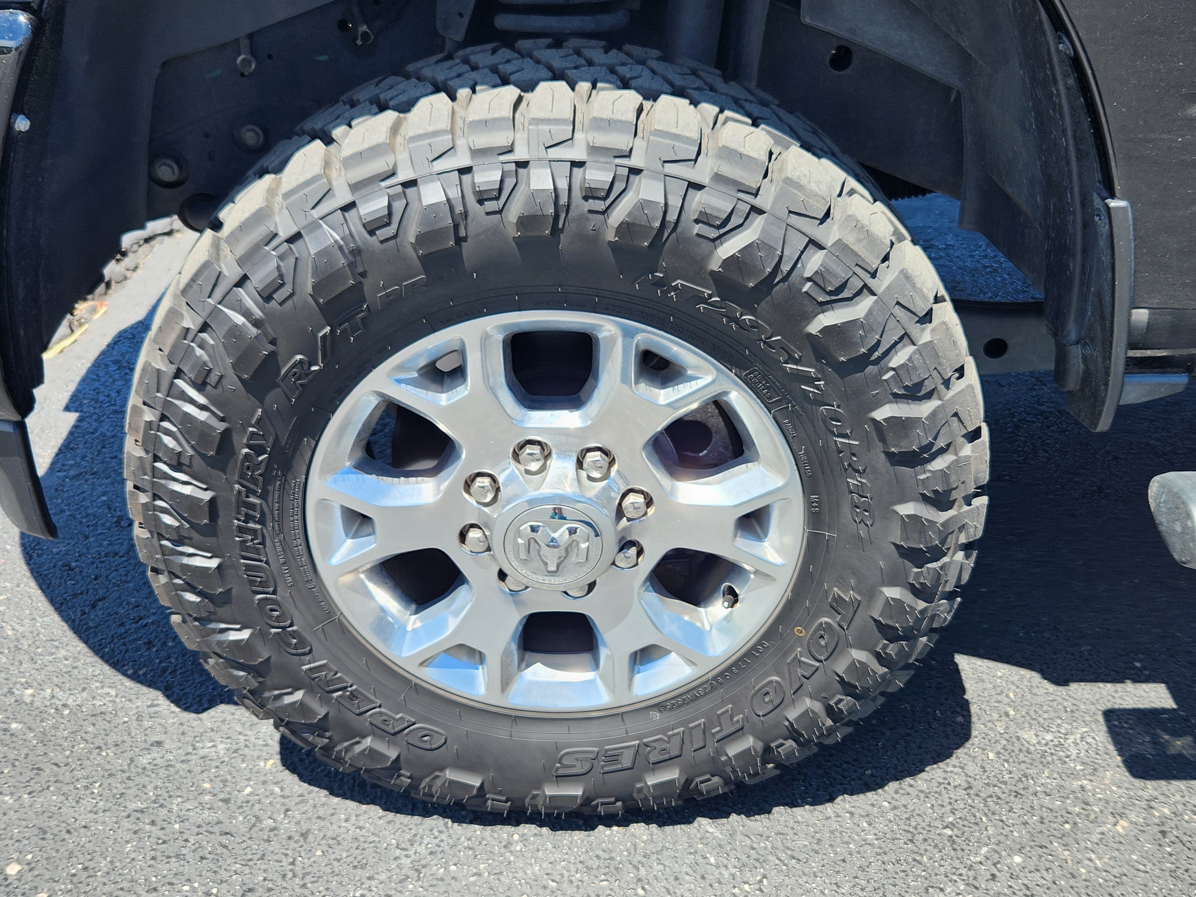 2023 RAM 2500 Laramie Crew Cab 4x4 6'4" Box