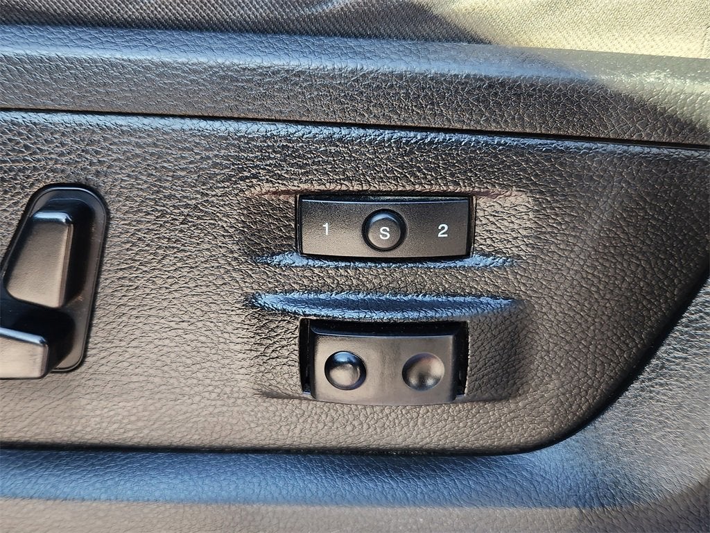 2018 RAM 2500 Laramie Crew Cab 4x4 6'4" Box