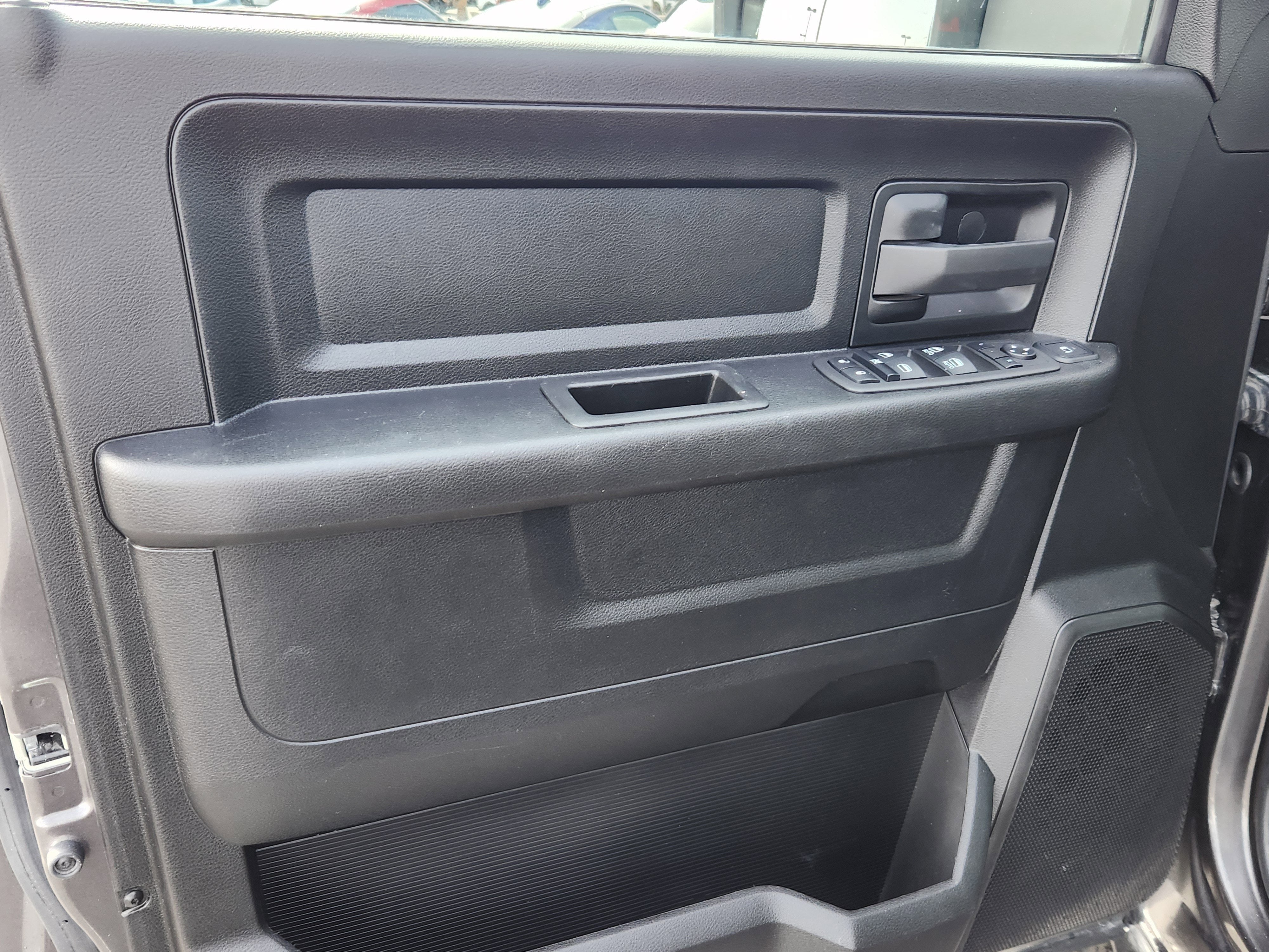 2024 RAM 2500 Tradesman Crew Cab 4x4 8' Box