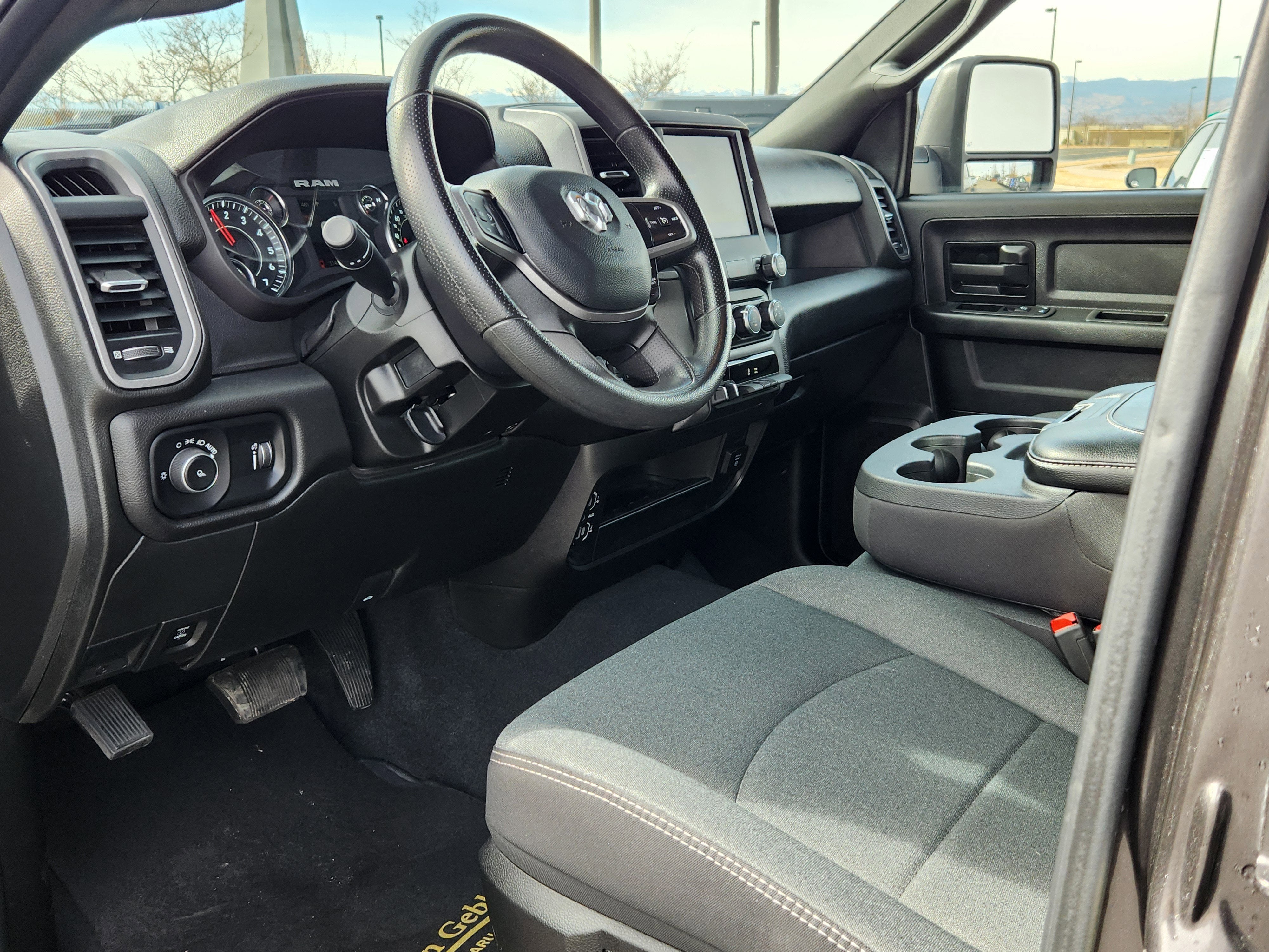 2024 RAM 2500 Tradesman Crew Cab 4x4 8' Box