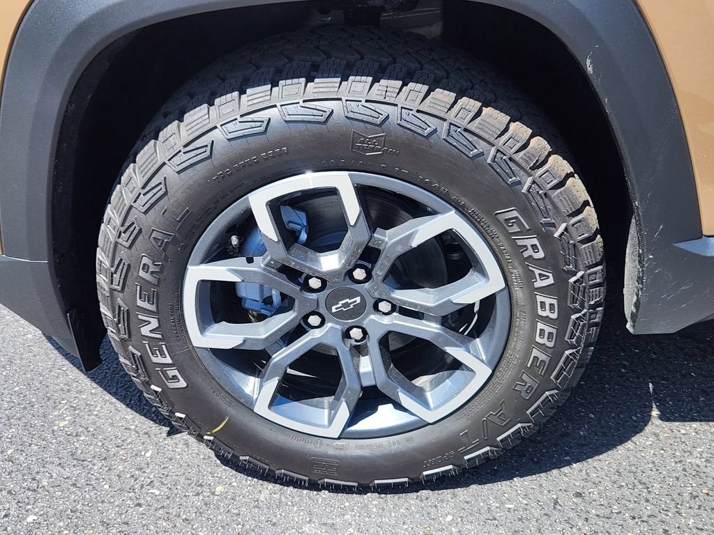 2027 Chevrolet Equinox ACTIV