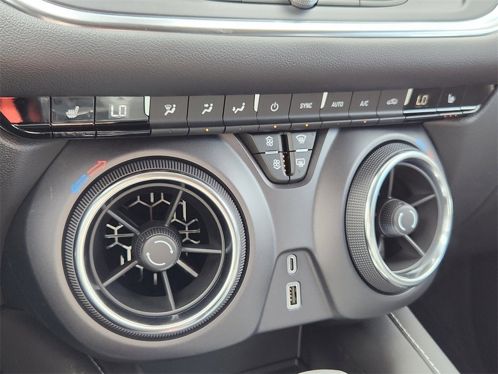 2025 Chevrolet Blazer 2LT