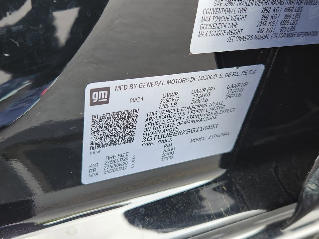 2025 GMC Sierra 1500 AT4