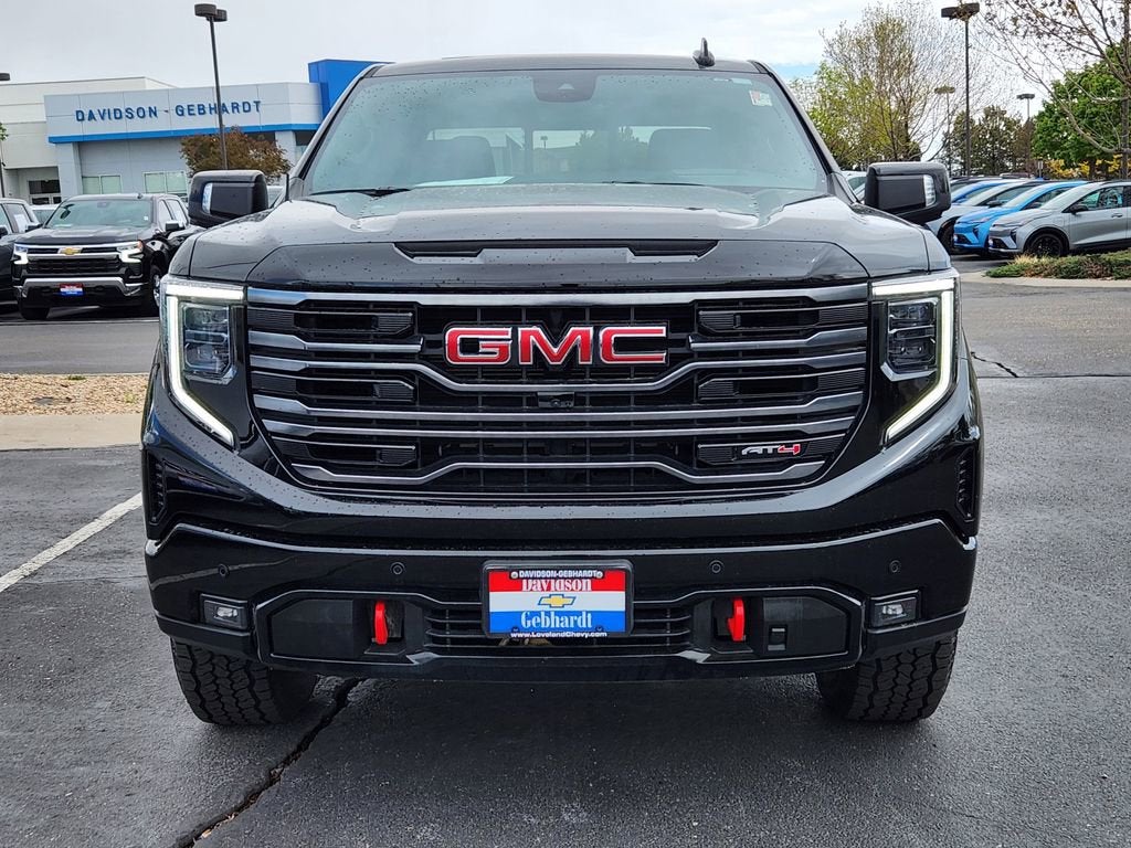 2025 GMC Sierra 1500 AT4