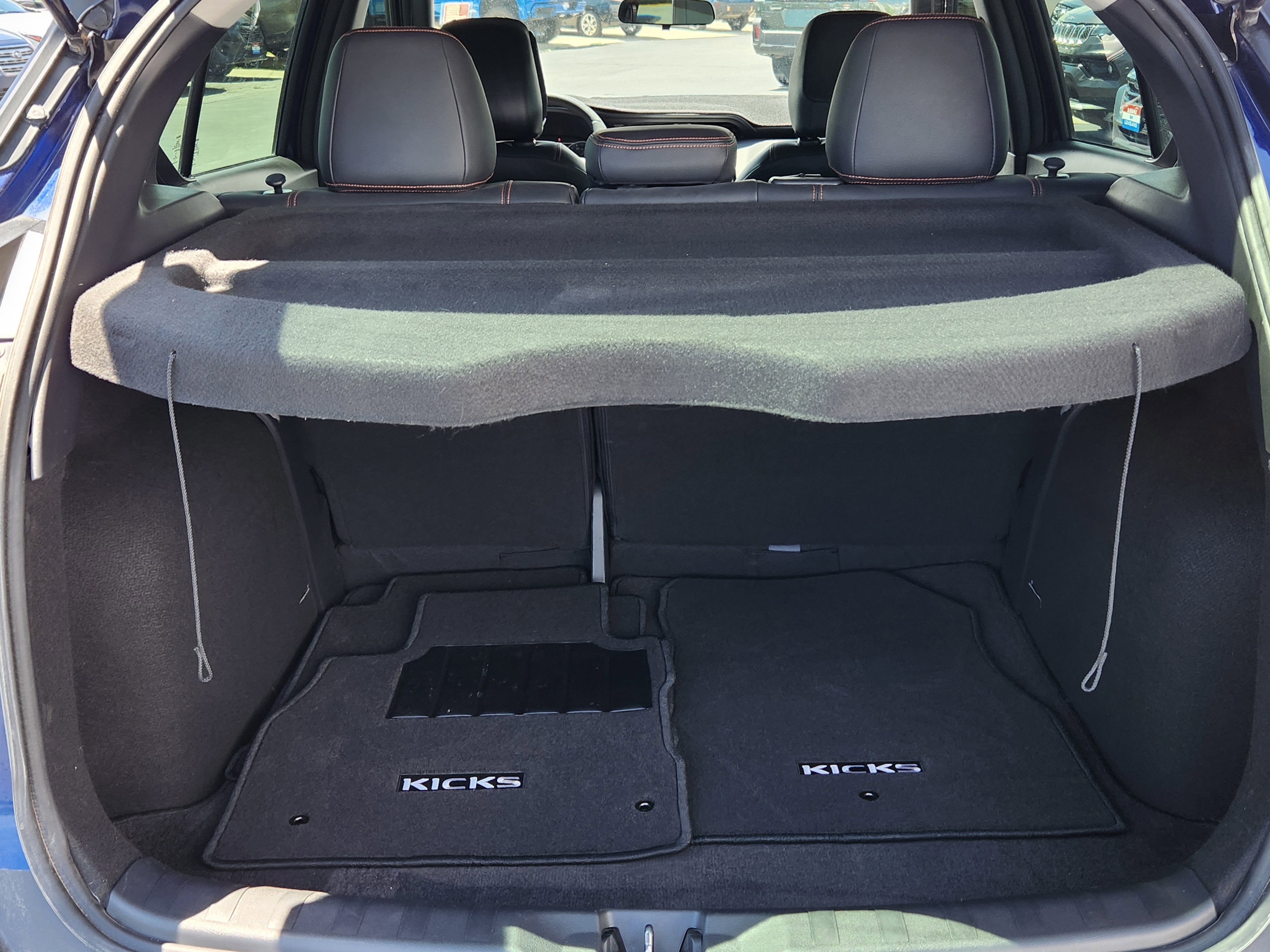 2019 Nissan Kicks SR