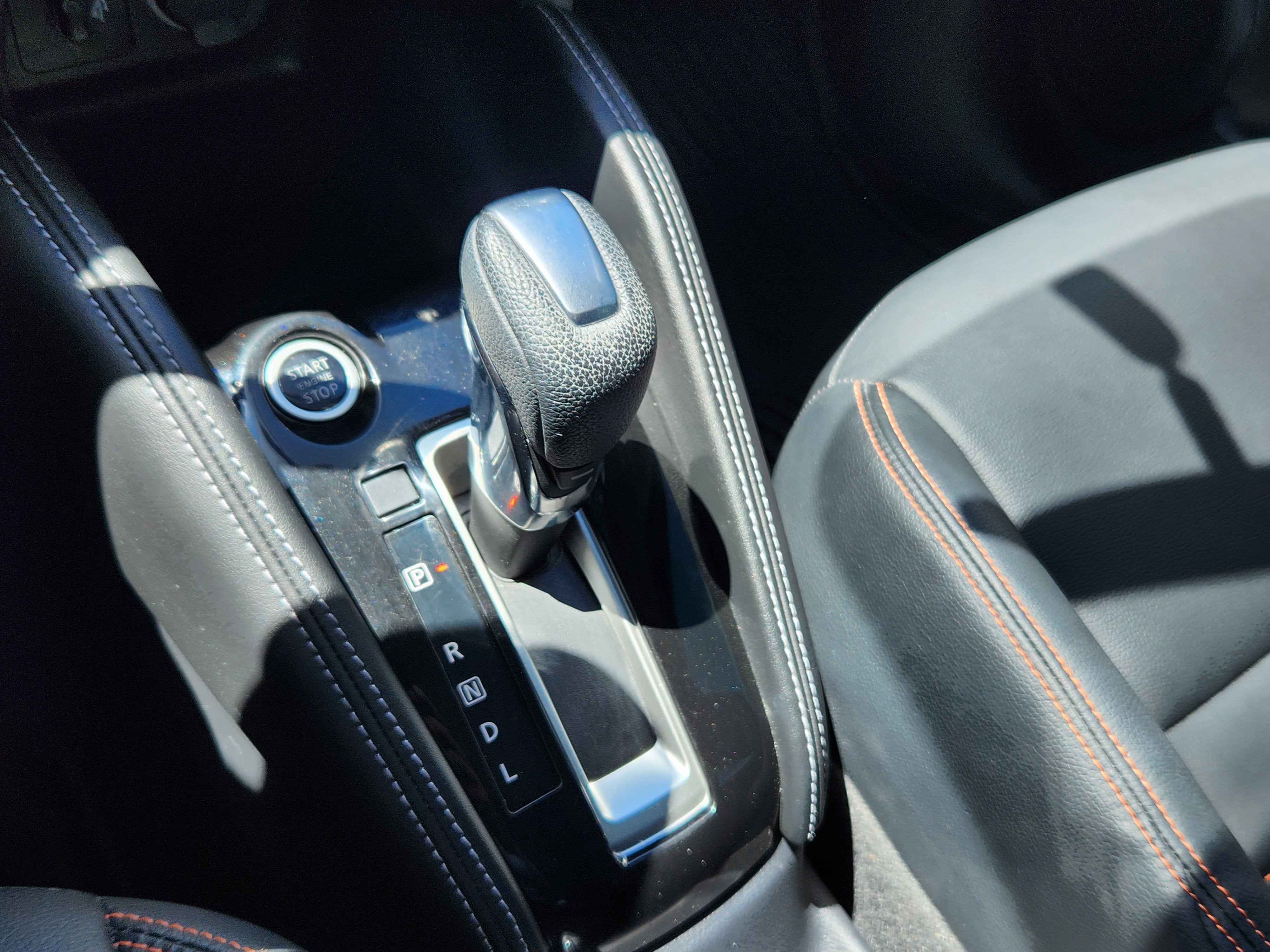 2019 Nissan Kicks SR