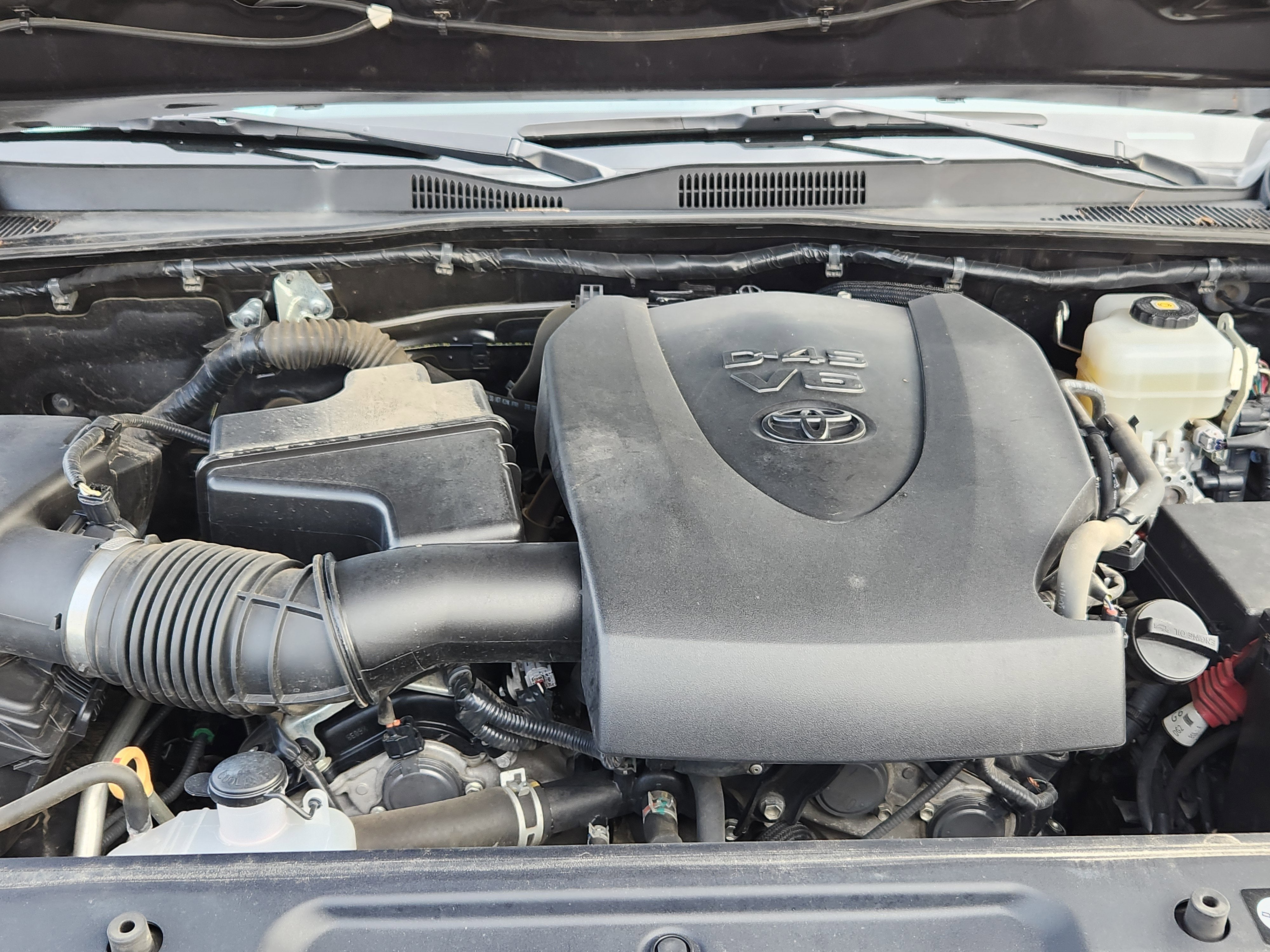 2018 Toyota Tacoma SR