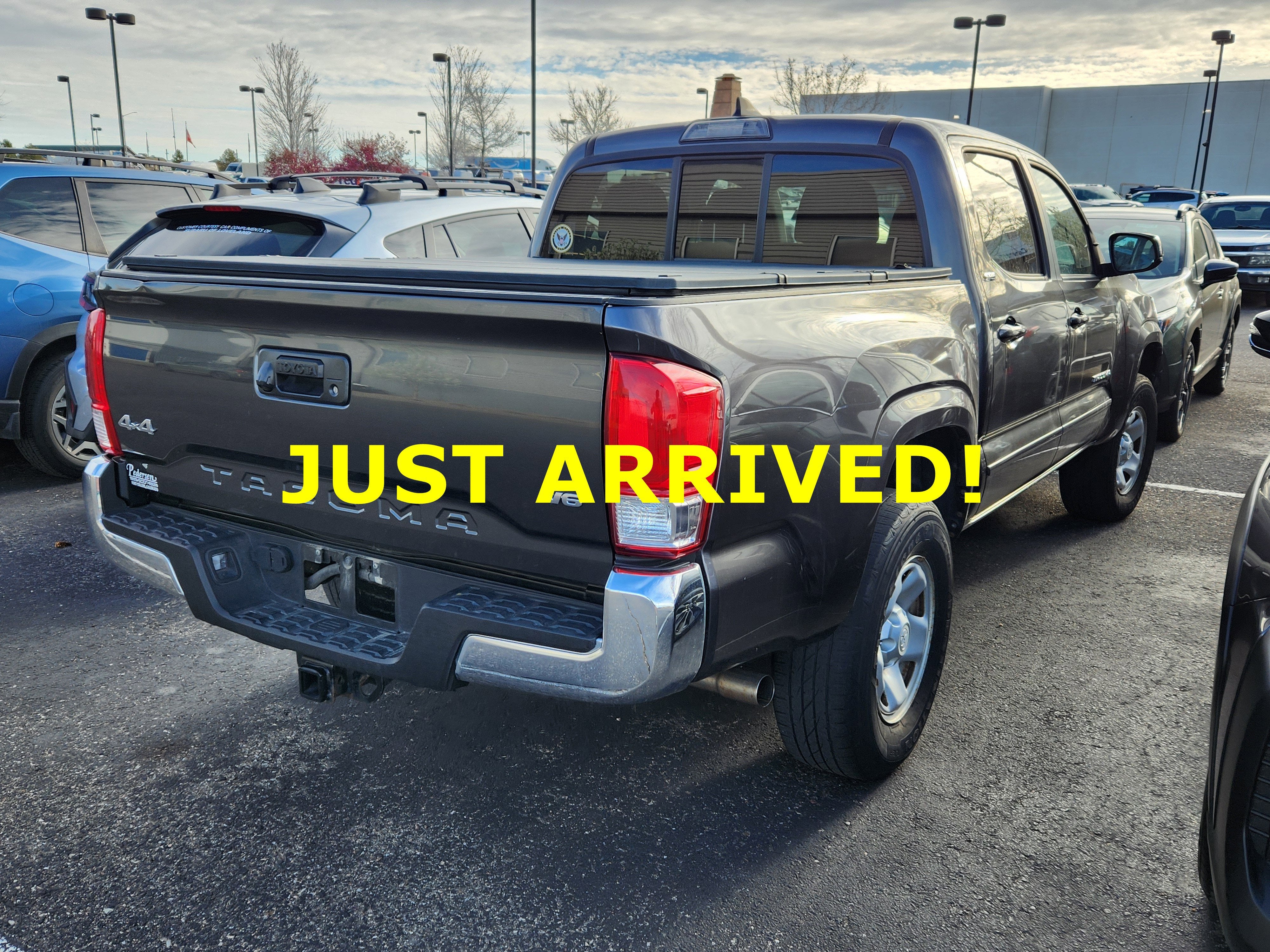 2016 Toyota Tacoma SR