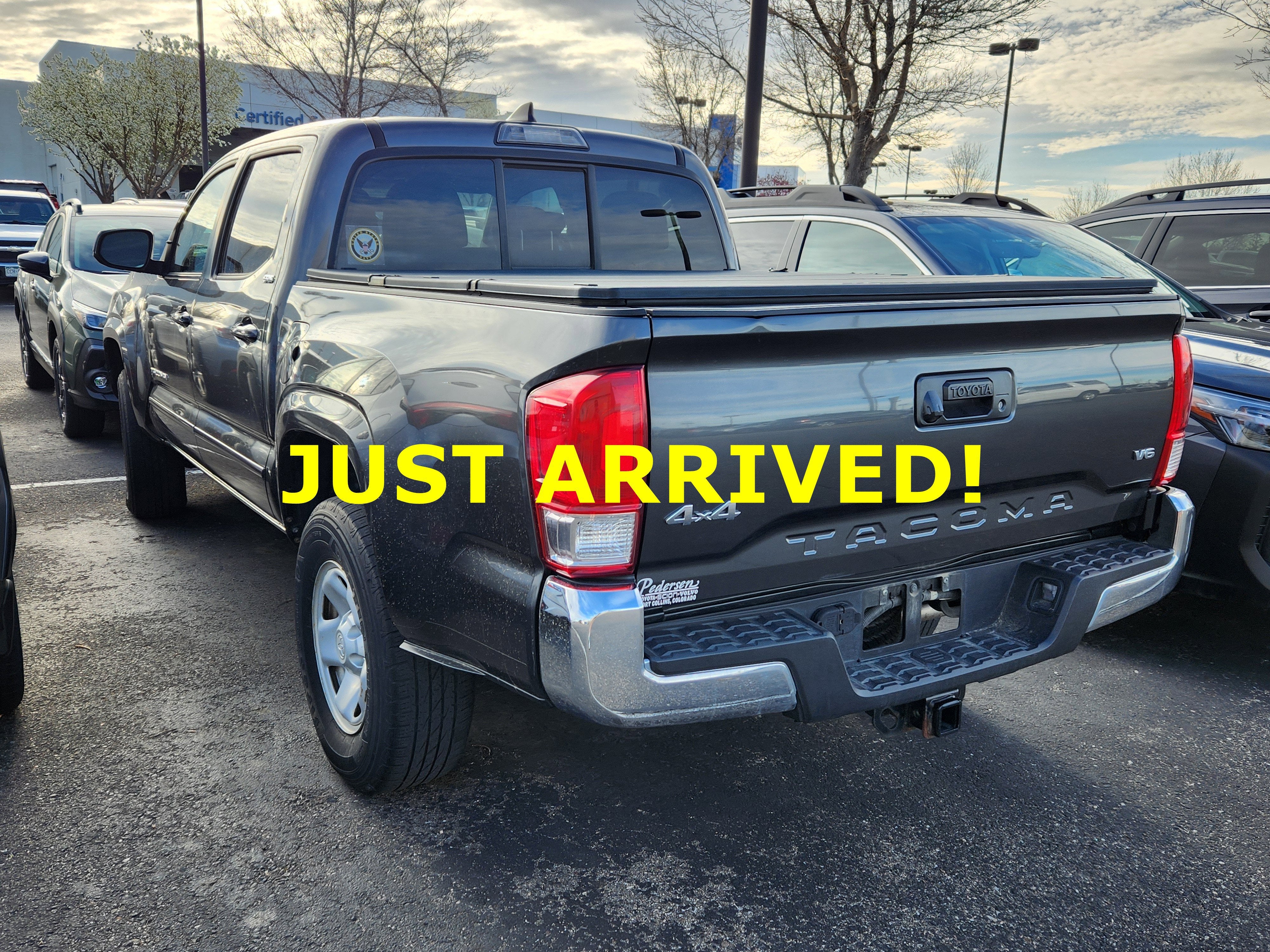 2016 Toyota Tacoma SR