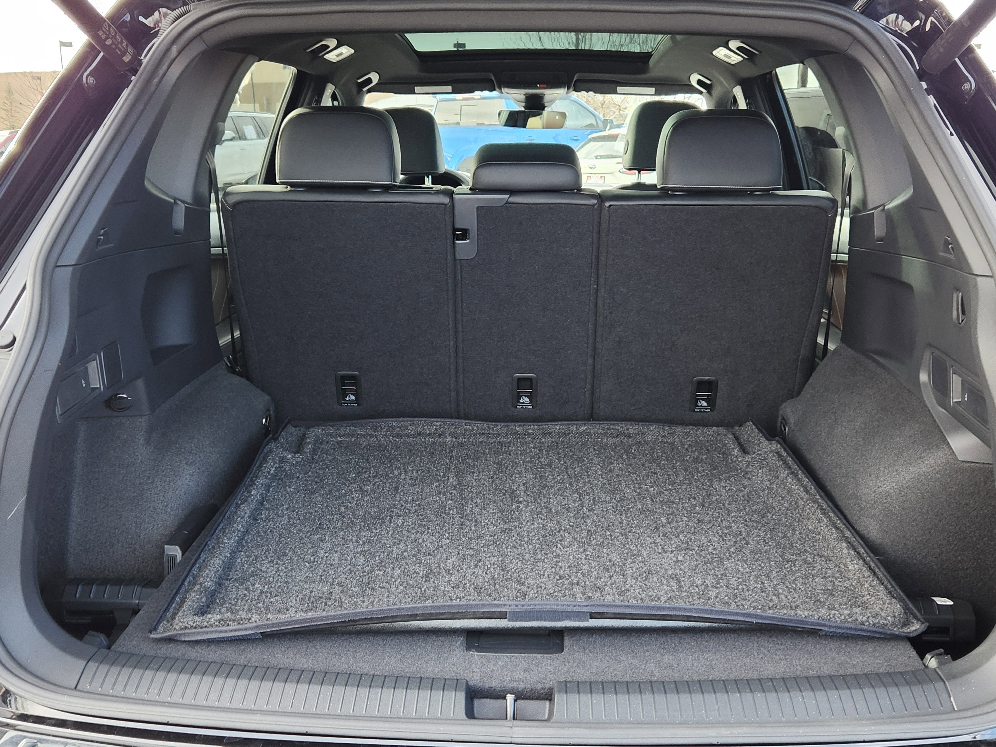 2024 Volkswagen Tiguan 2.0T SEL R-Line