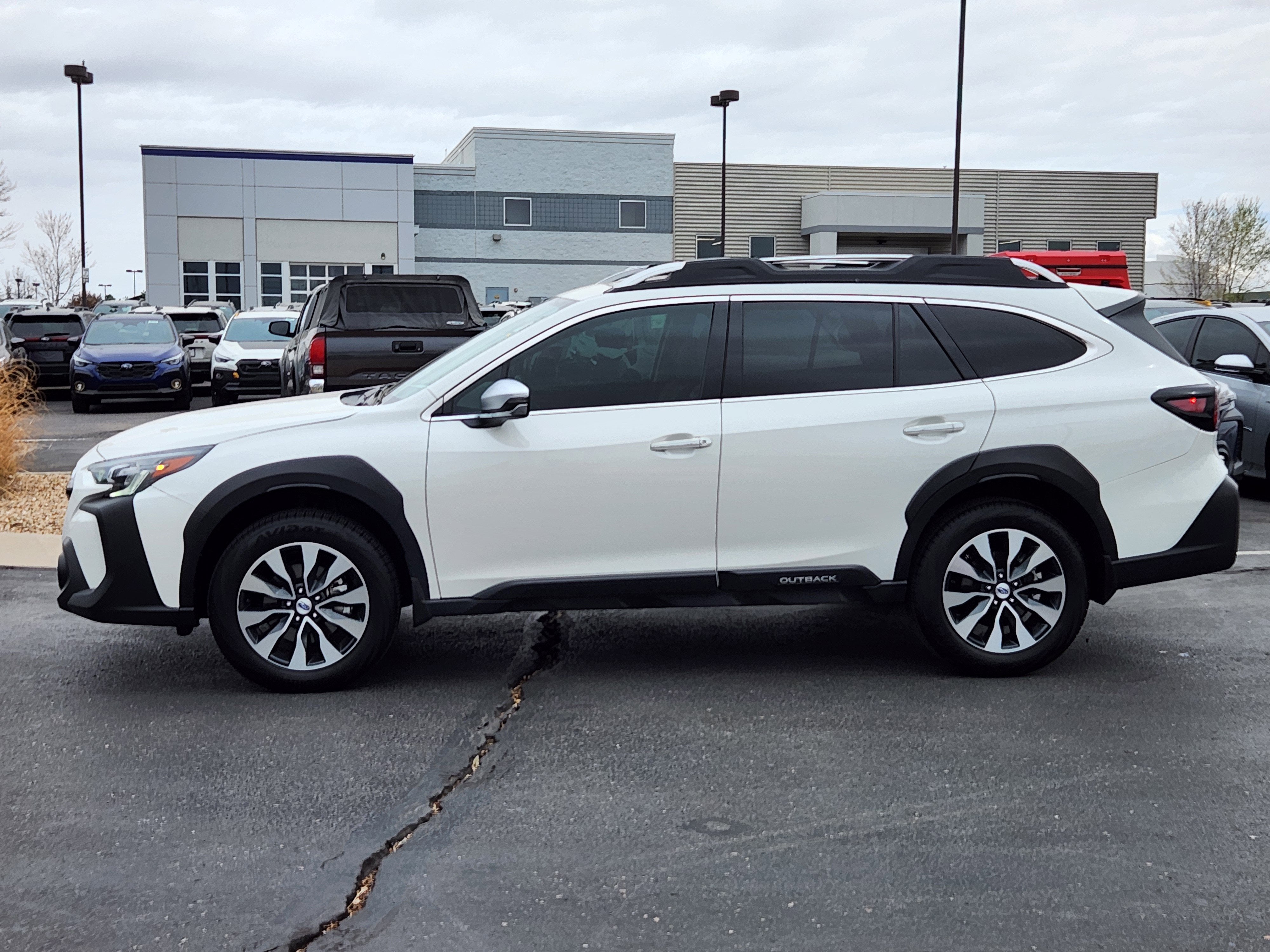 2025 Subaru Outback Touring XT