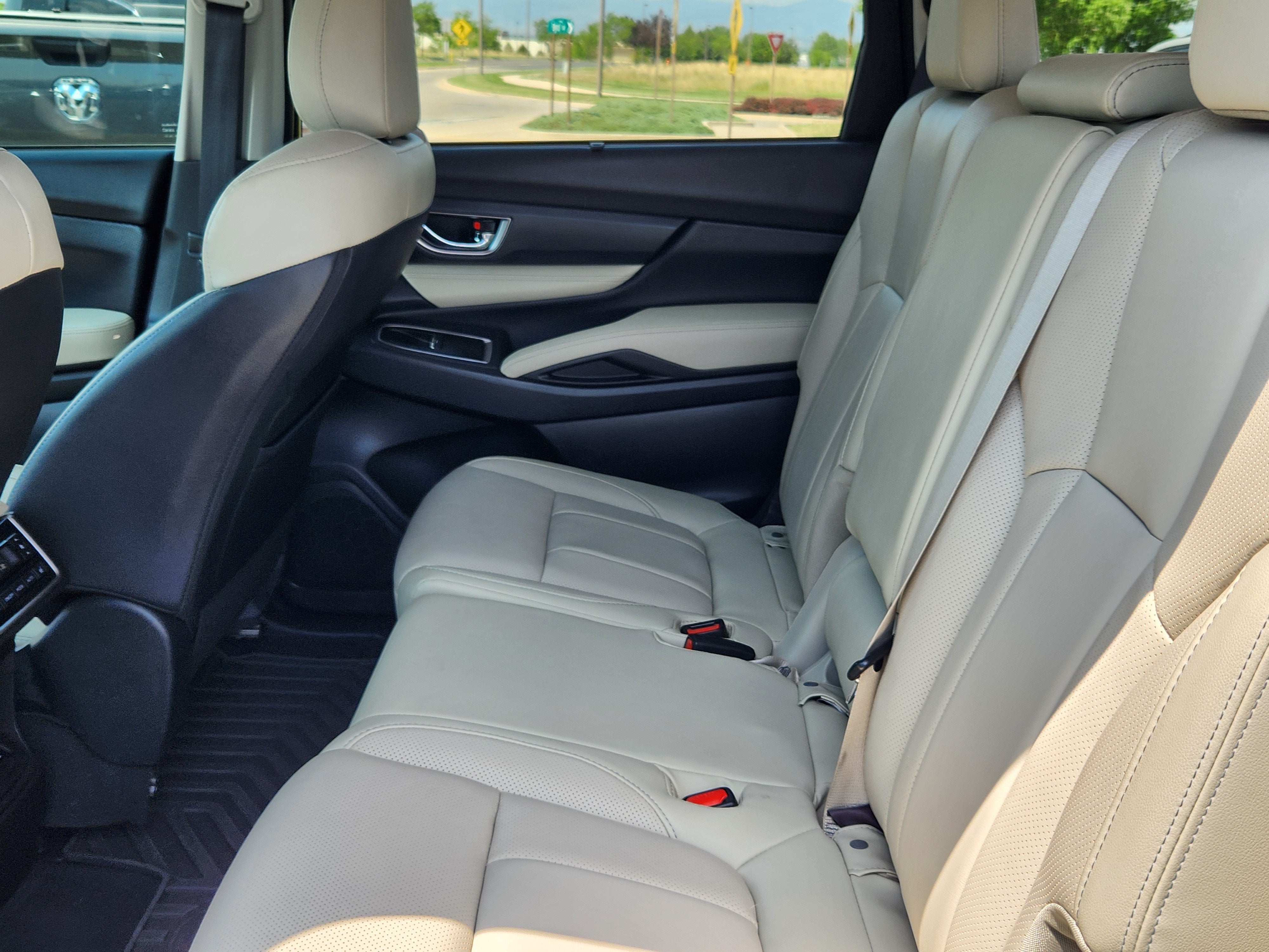 2023 Subaru Ascent Limited 8-Passenger