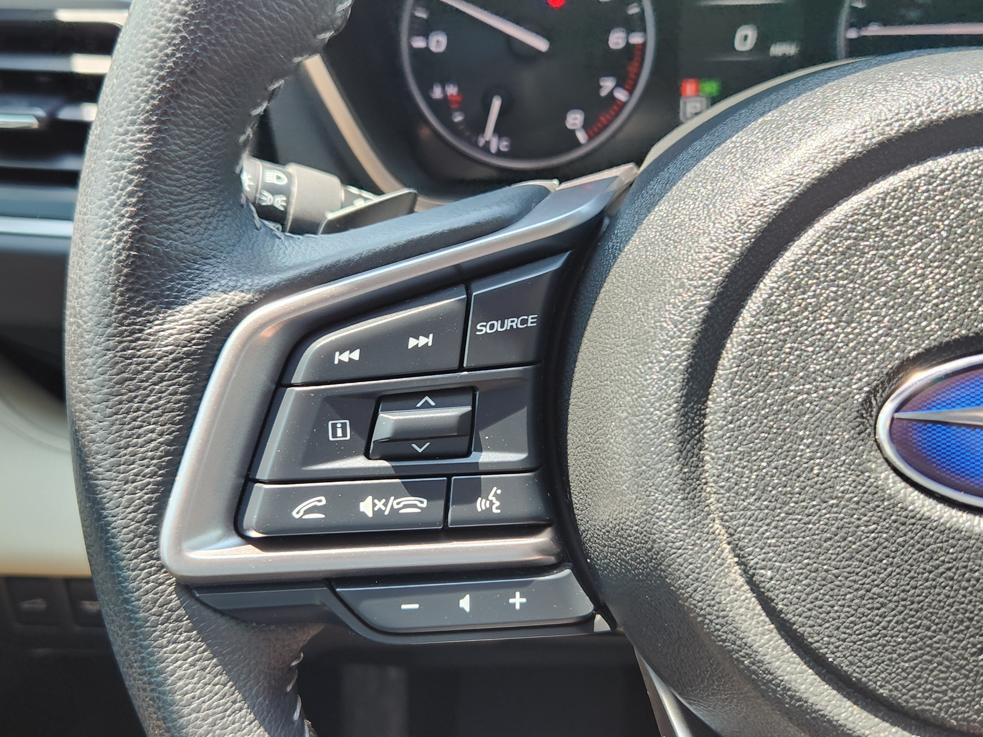 2023 Subaru Ascent Limited 8-Passenger