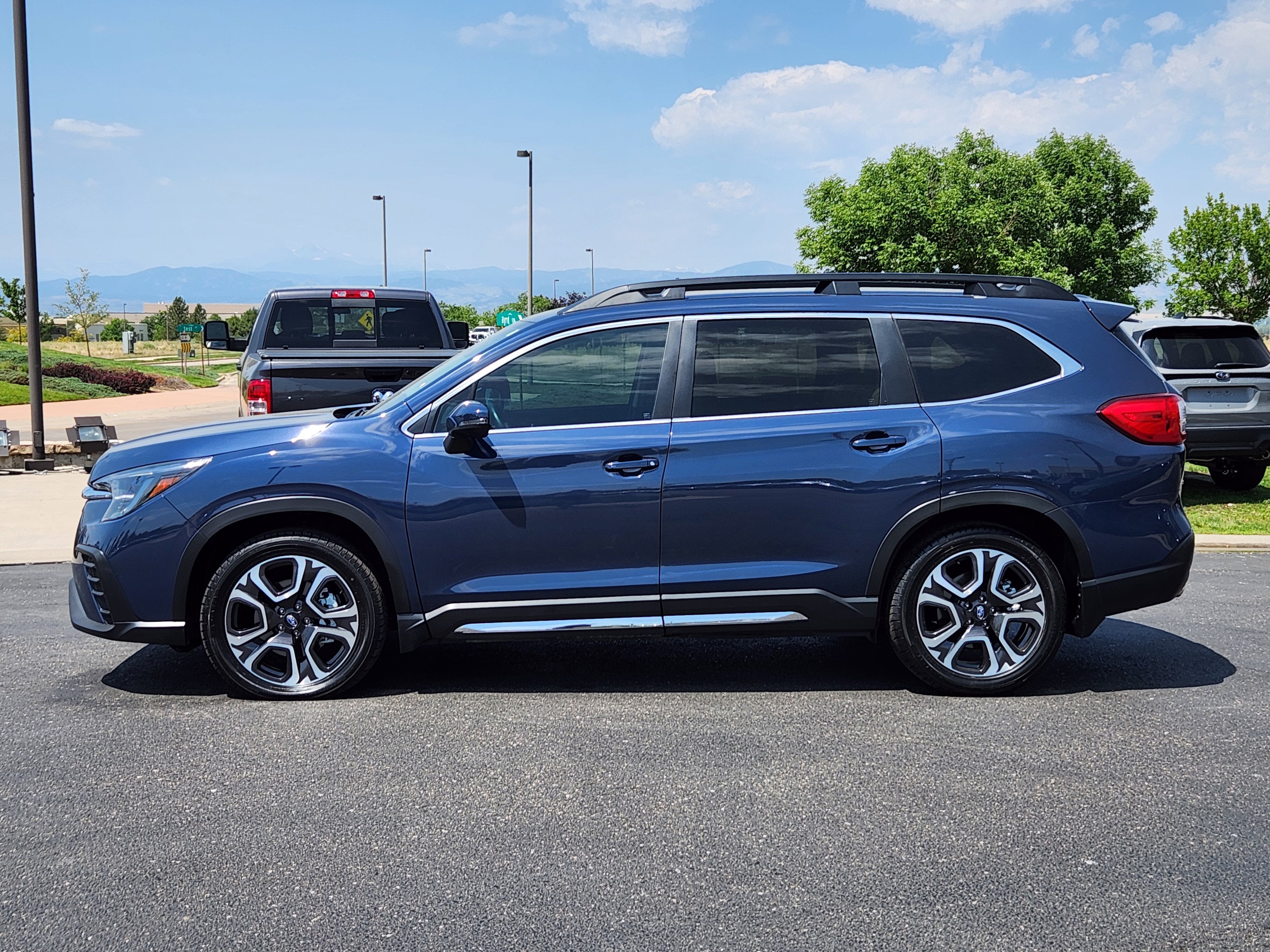 2023 Subaru Ascent Limited 8-Passenger