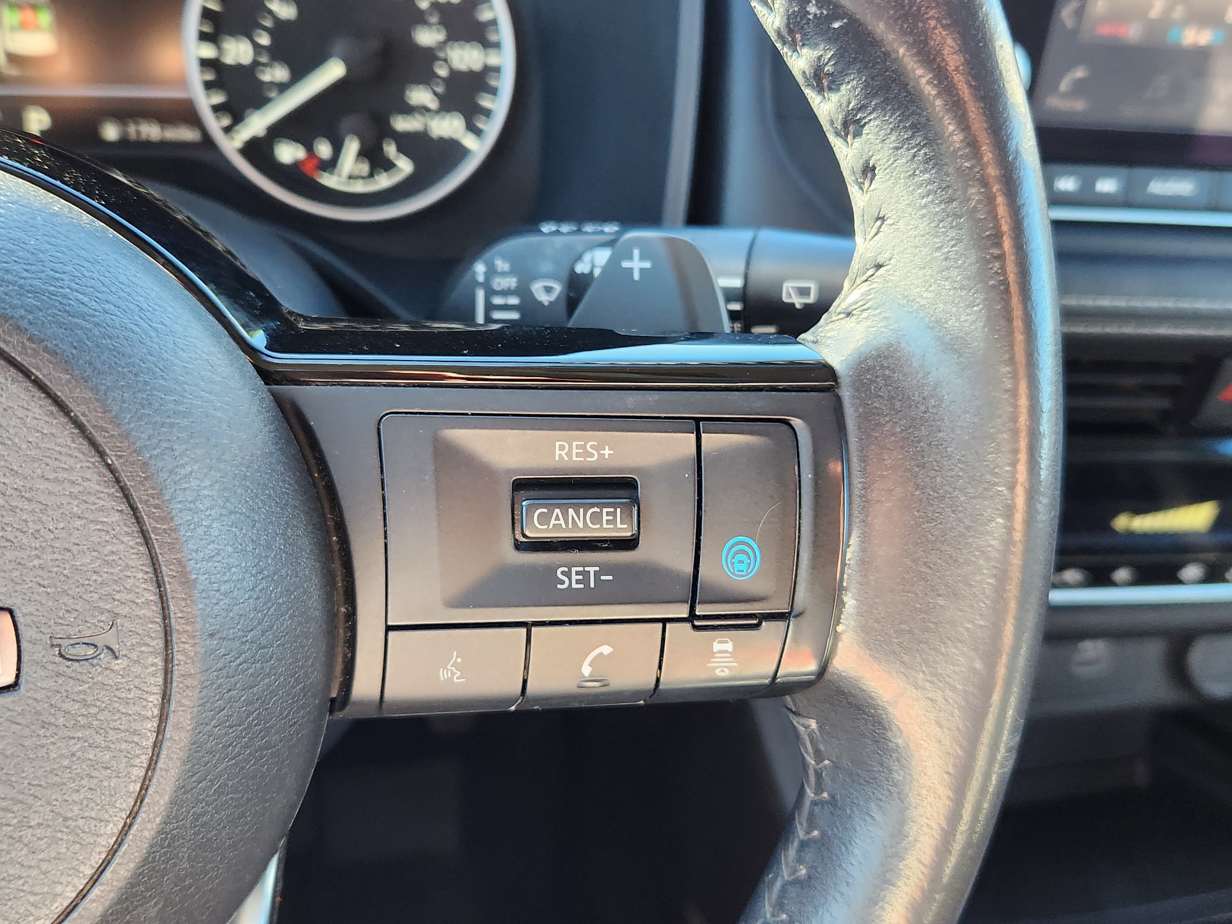 2023 Nissan Rogue SV Intelligent AWD