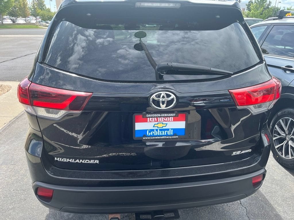 2019 Toyota Highlander SE