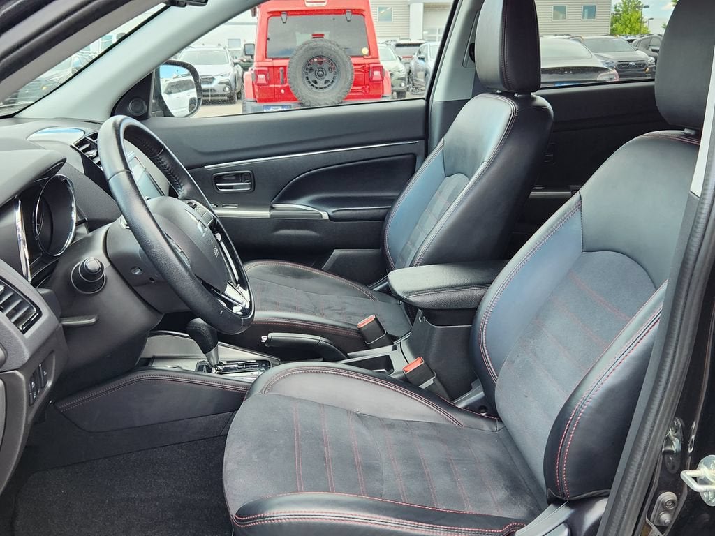 2024 Mitsubishi Outlander Sport S
