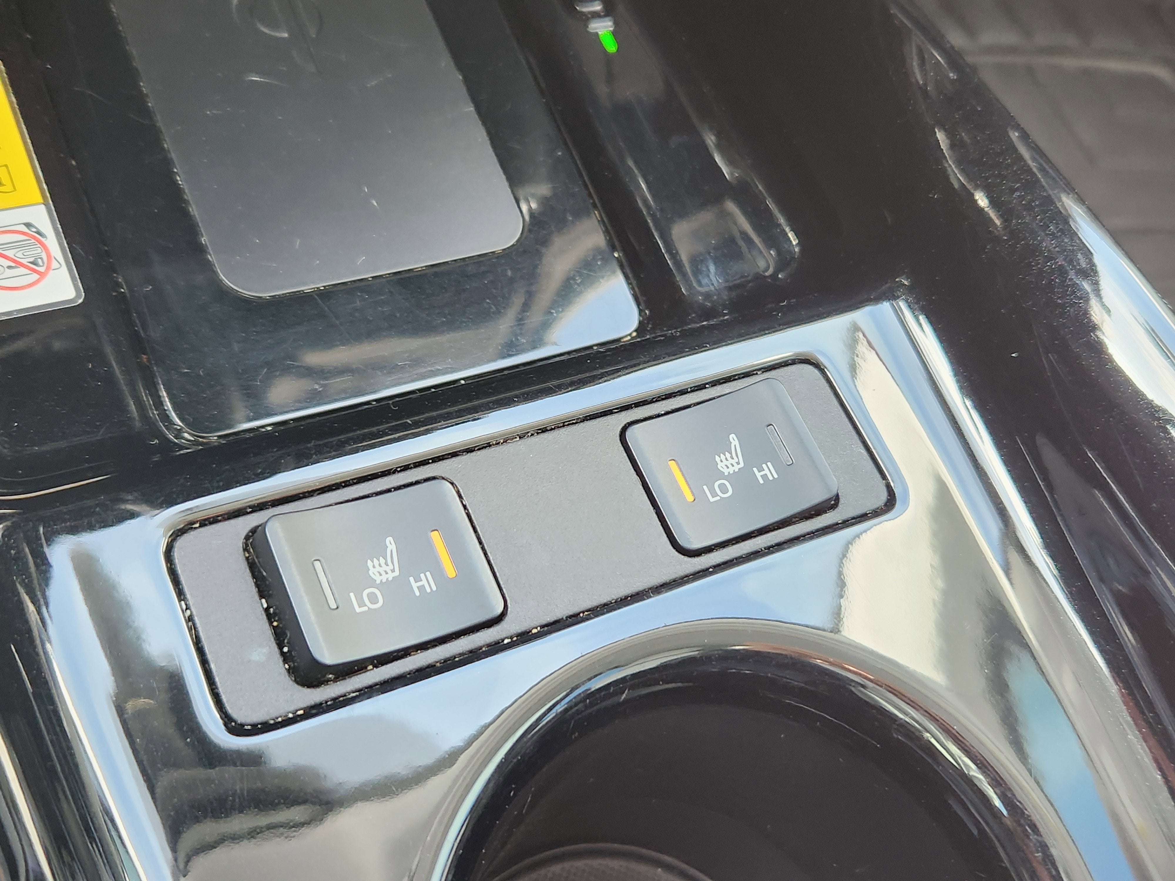 2019 Toyota Prius XLE