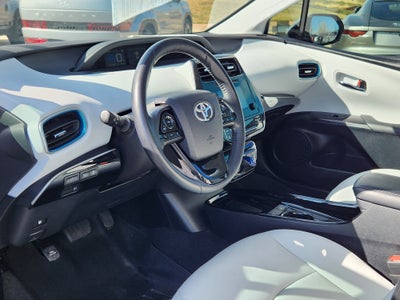 2019 Toyota Prius XLE