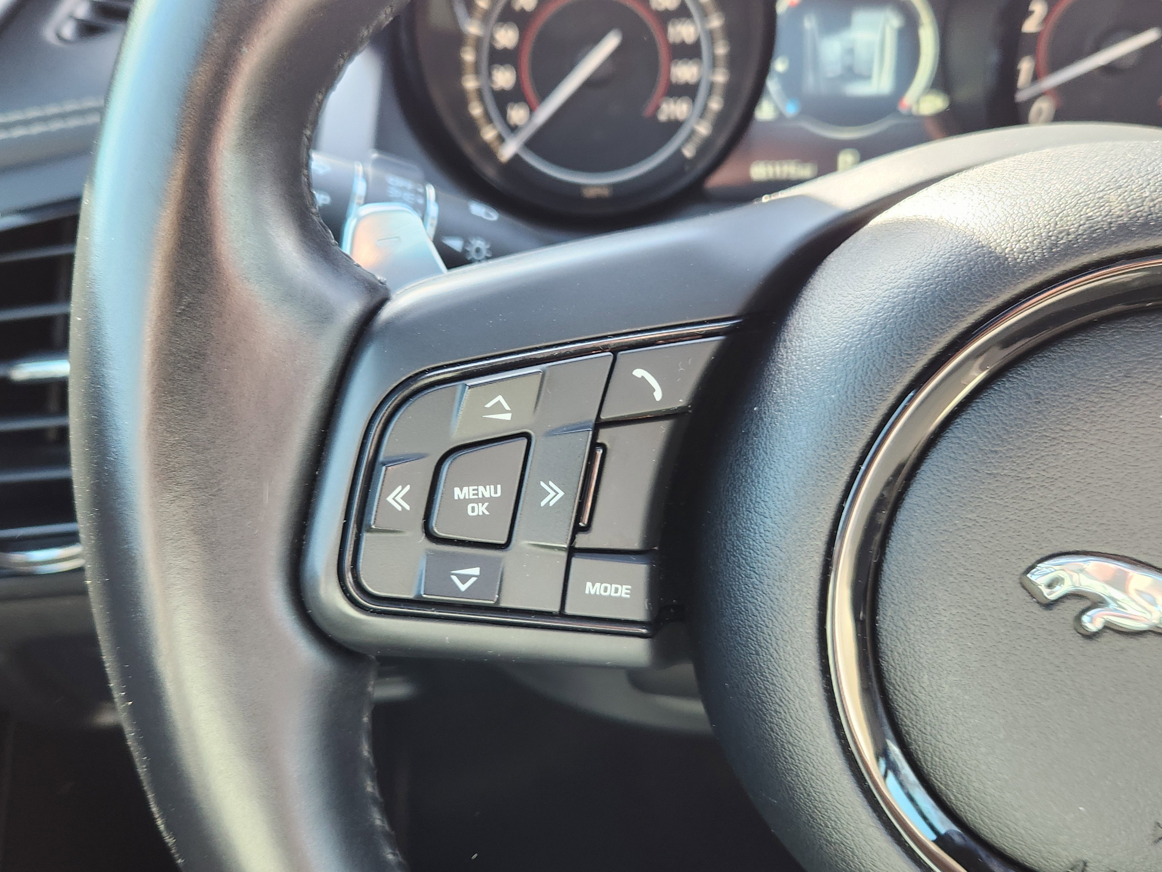 2018 Jaguar F-TYPE R