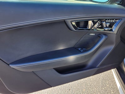 2018 Jaguar F-TYPE R