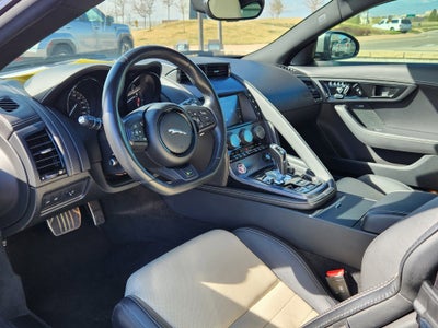 2018 Jaguar F-TYPE R