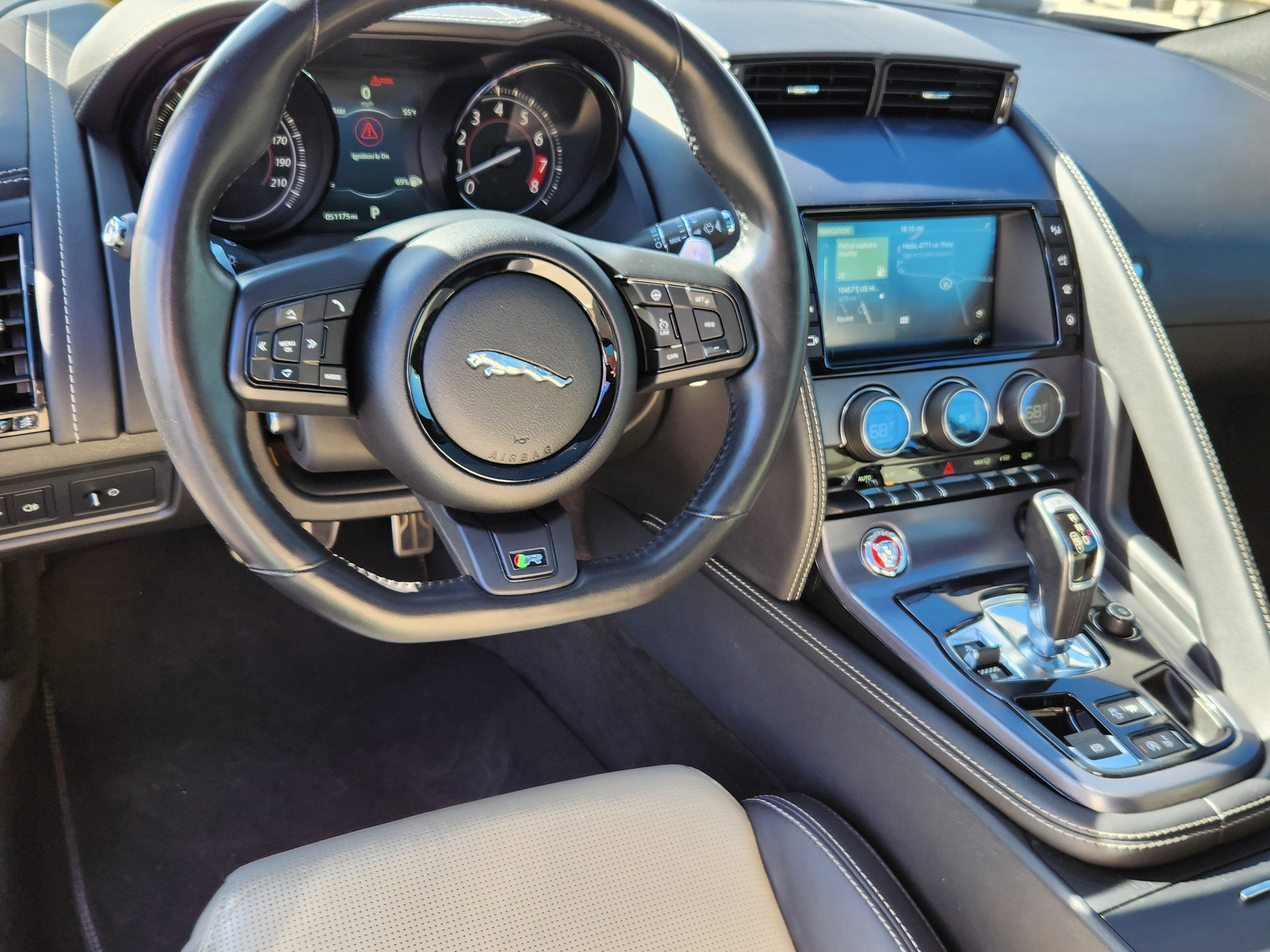 2018 Jaguar F-TYPE R