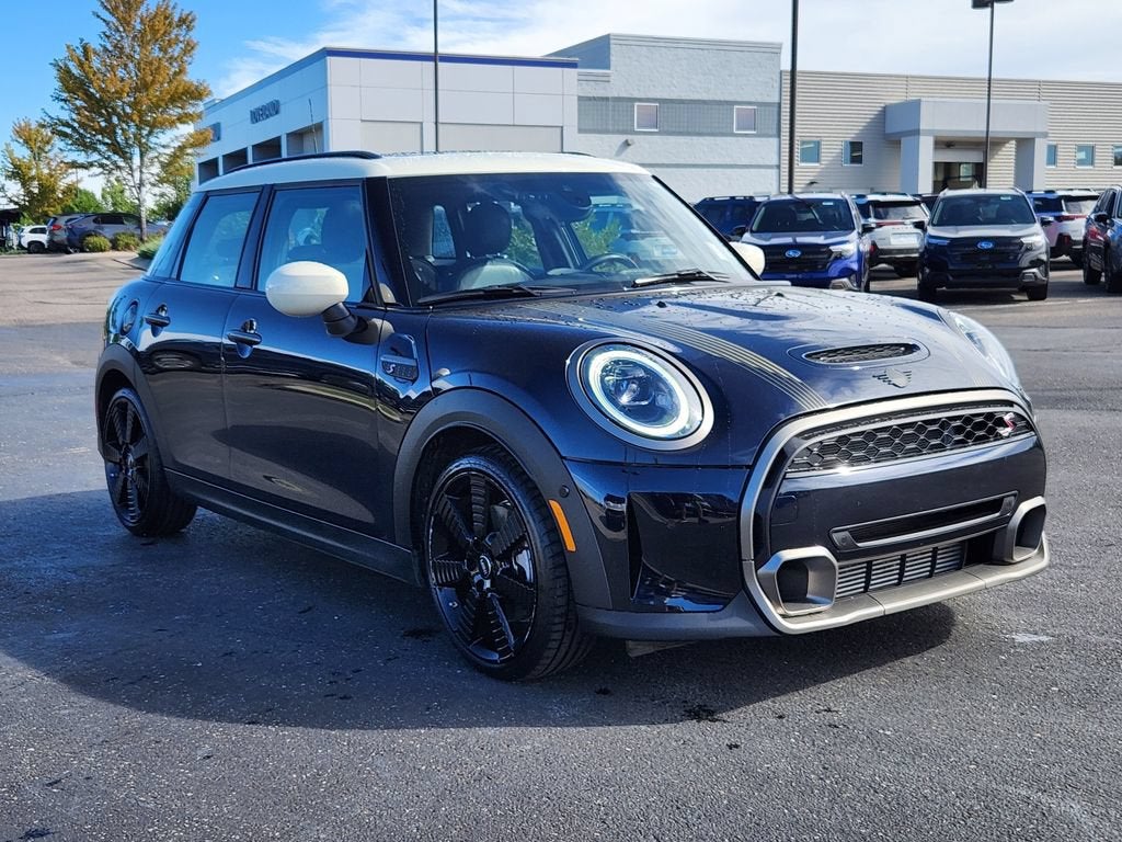 2023 MINI Hardtop Cooper S